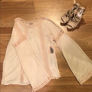 NWT Forever 21 blush blouse